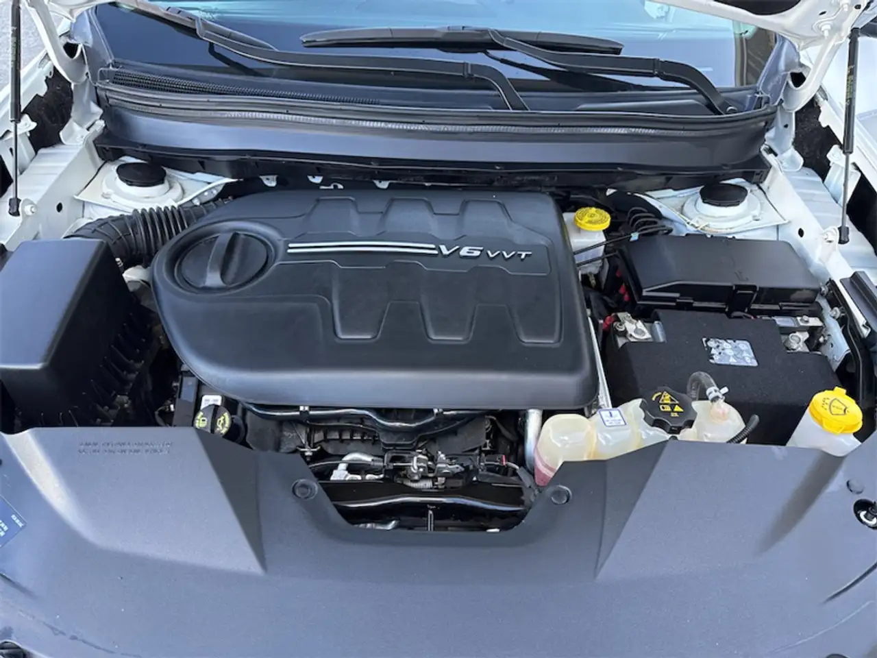 Jeep Cherokee - Image 22