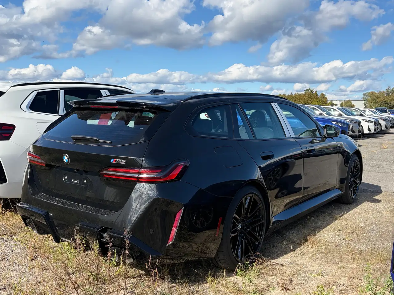 BMW M5 - Image 4