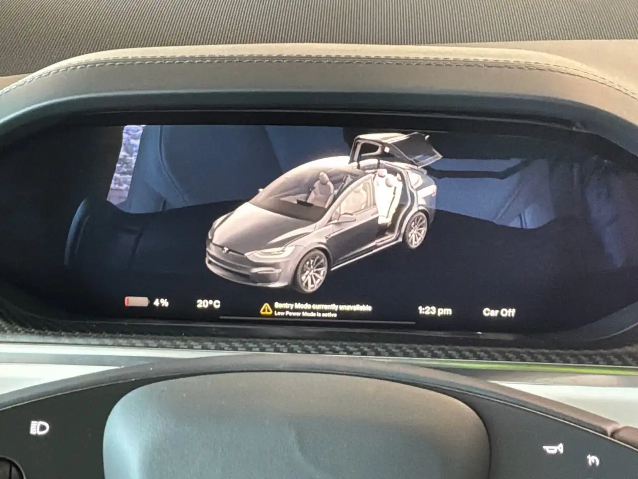 Tesla Model X - Image 12