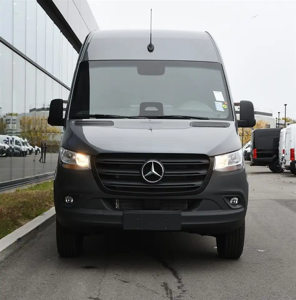 Mercedes-Benz Sprinter 2500 - Image 2