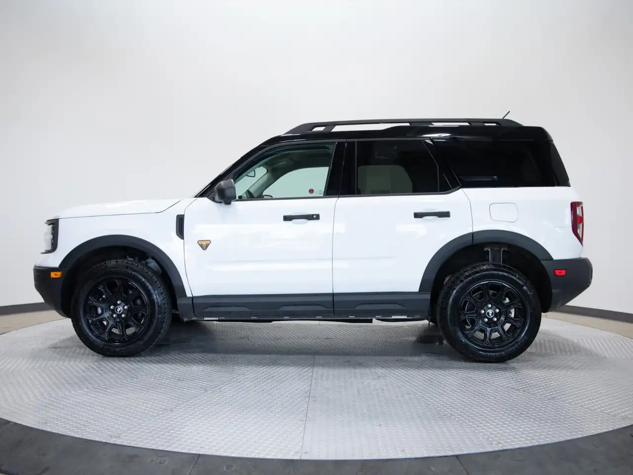 Ford Bronco Sport - Image 2