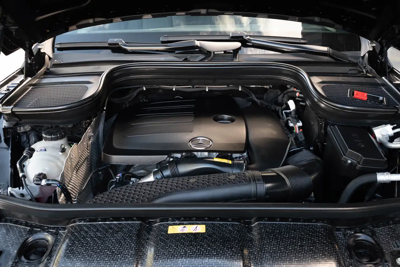 Mercedes-Benz GLE - Image 39