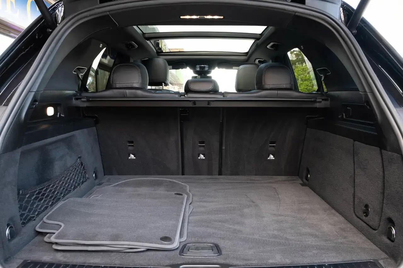 Mercedes-Benz GLE - Image 37