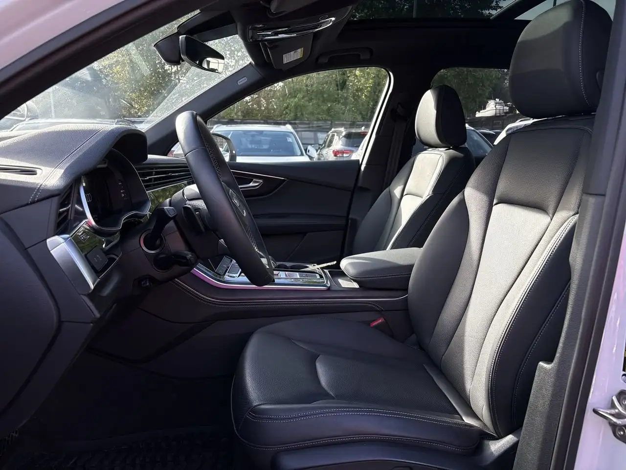 Audi Q7 - Image 19