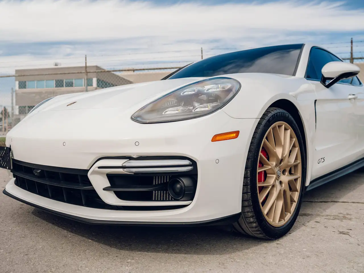 Porsche Panamera - Image 2