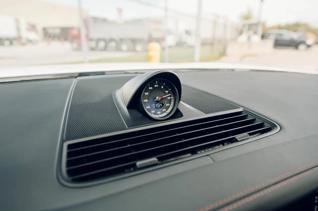 Porsche Panamera - Image 22