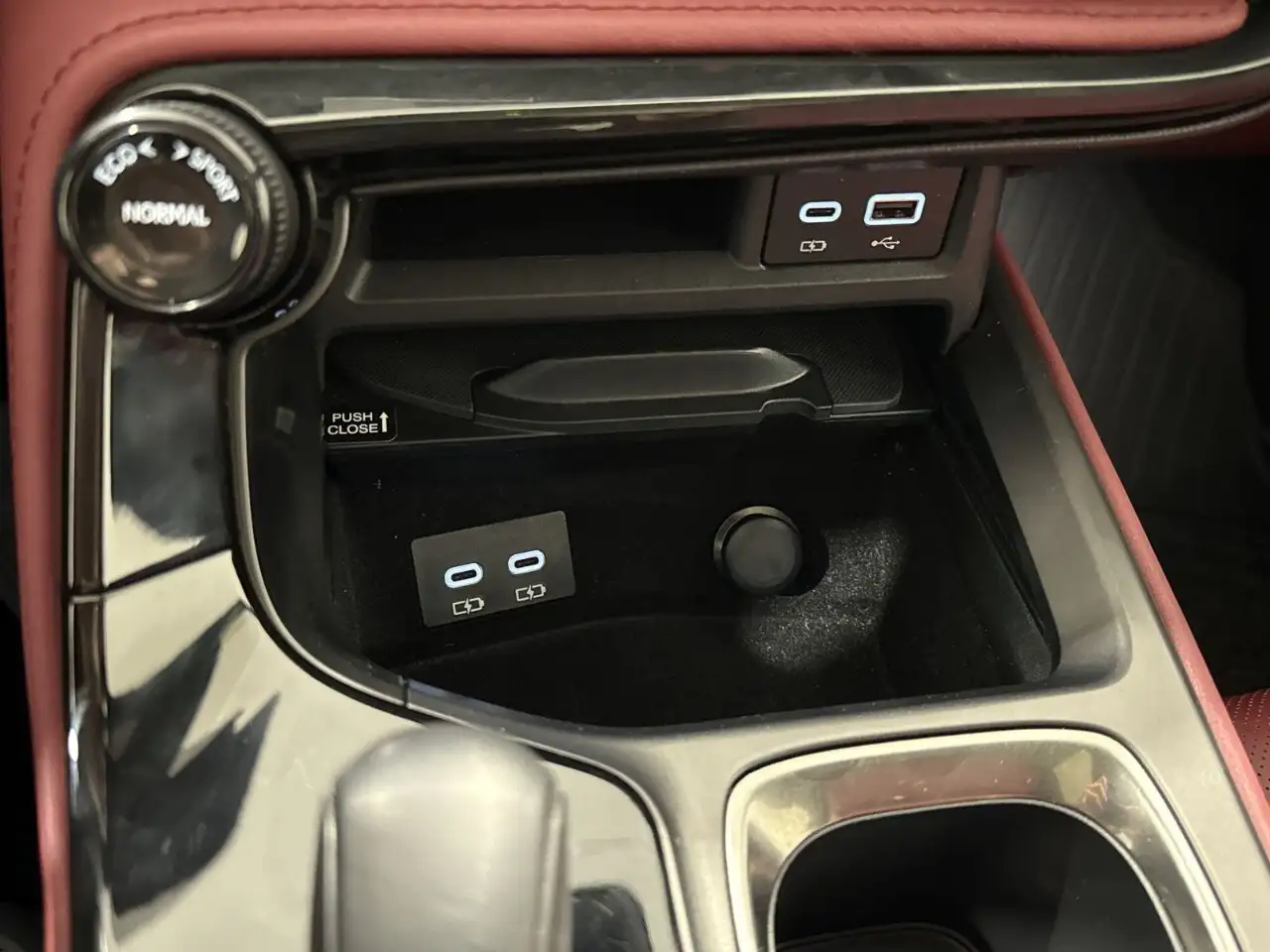 Lexus NX - Image 19