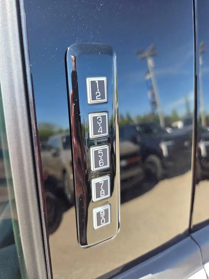 Ford F-150 - Image 13
