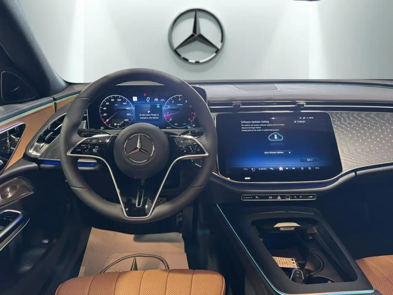 Mercedes-Benz E-Class - Image 10