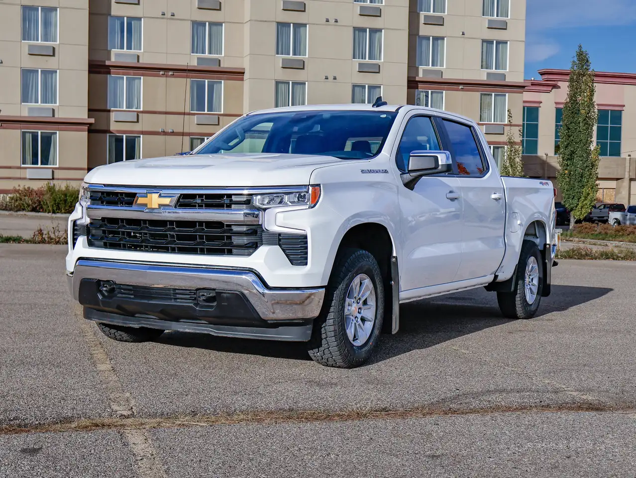 Chevrolet Silverado 1500 - Image 4