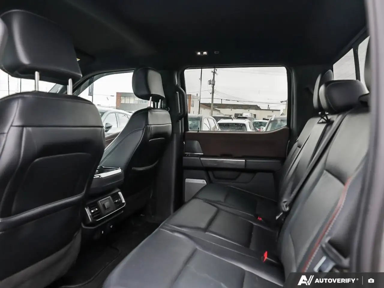 Ford F-150 - Image 27