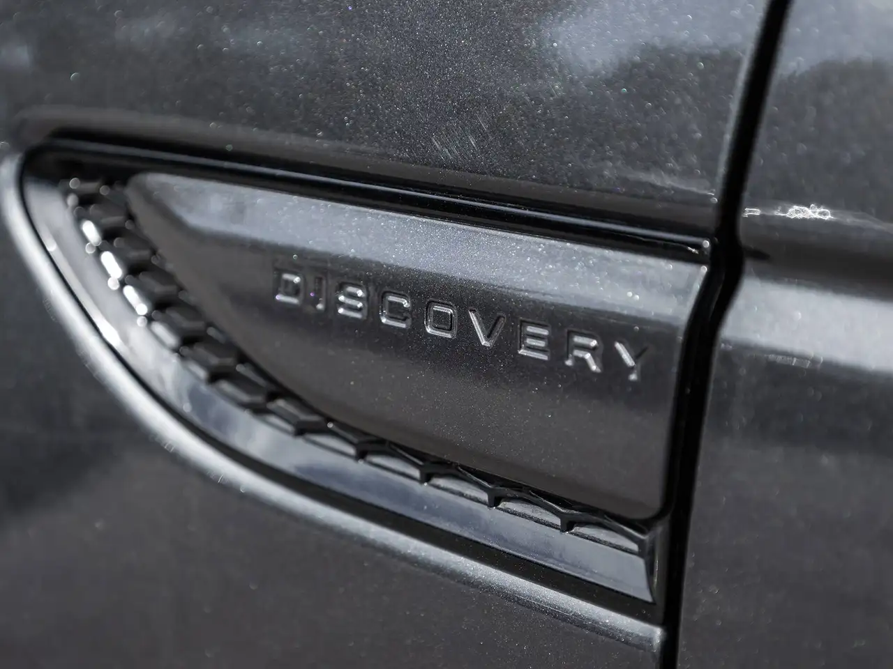 Land Rover Discovery Sport - Image 4