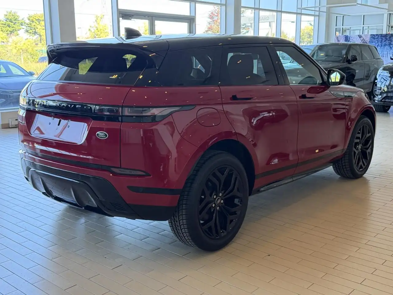 Land Rover Range Rover Evoque - Image 4