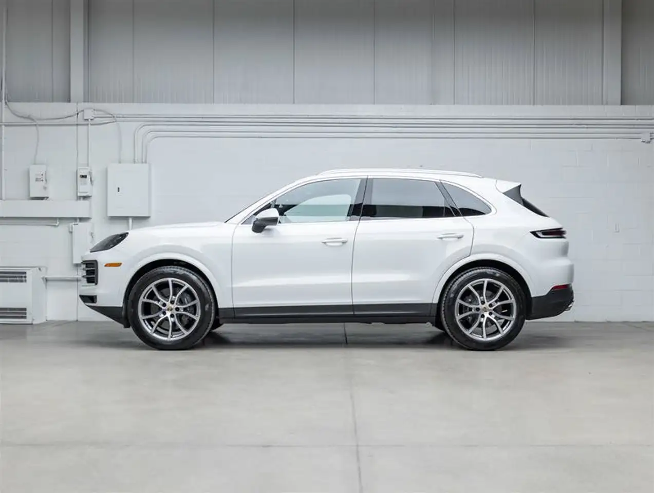 Porsche Cayenne - Image 5