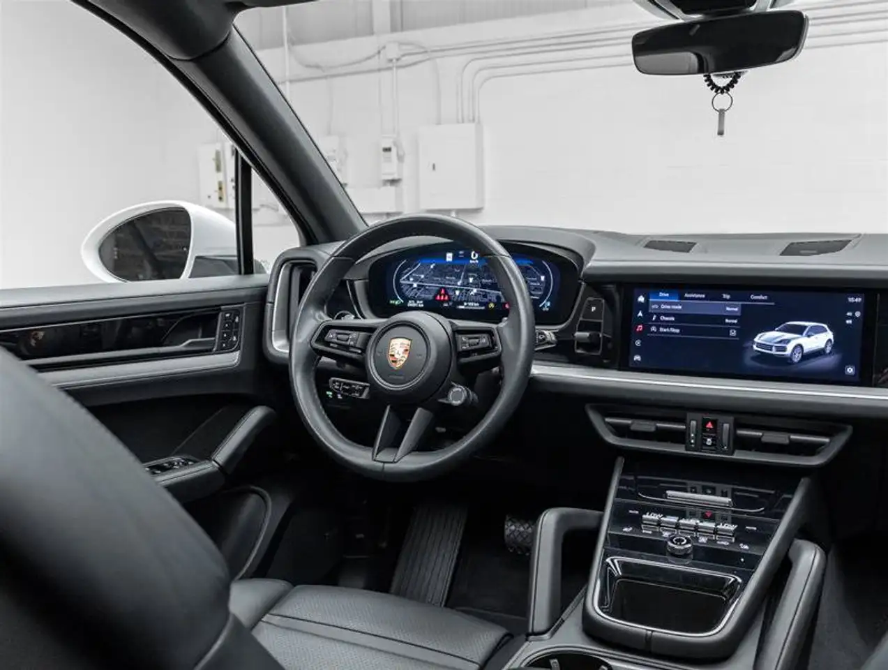 Porsche Cayenne - Image 38