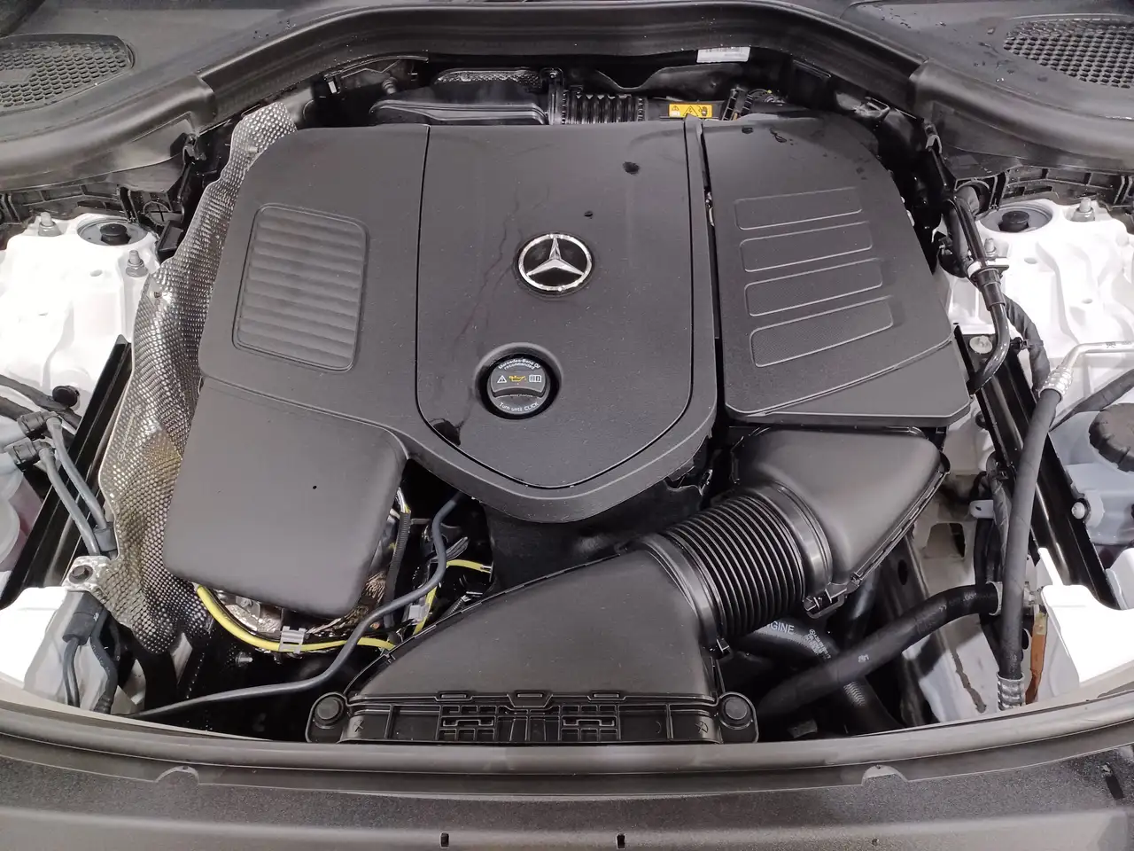 Mercedes-Benz GLC - Image 19