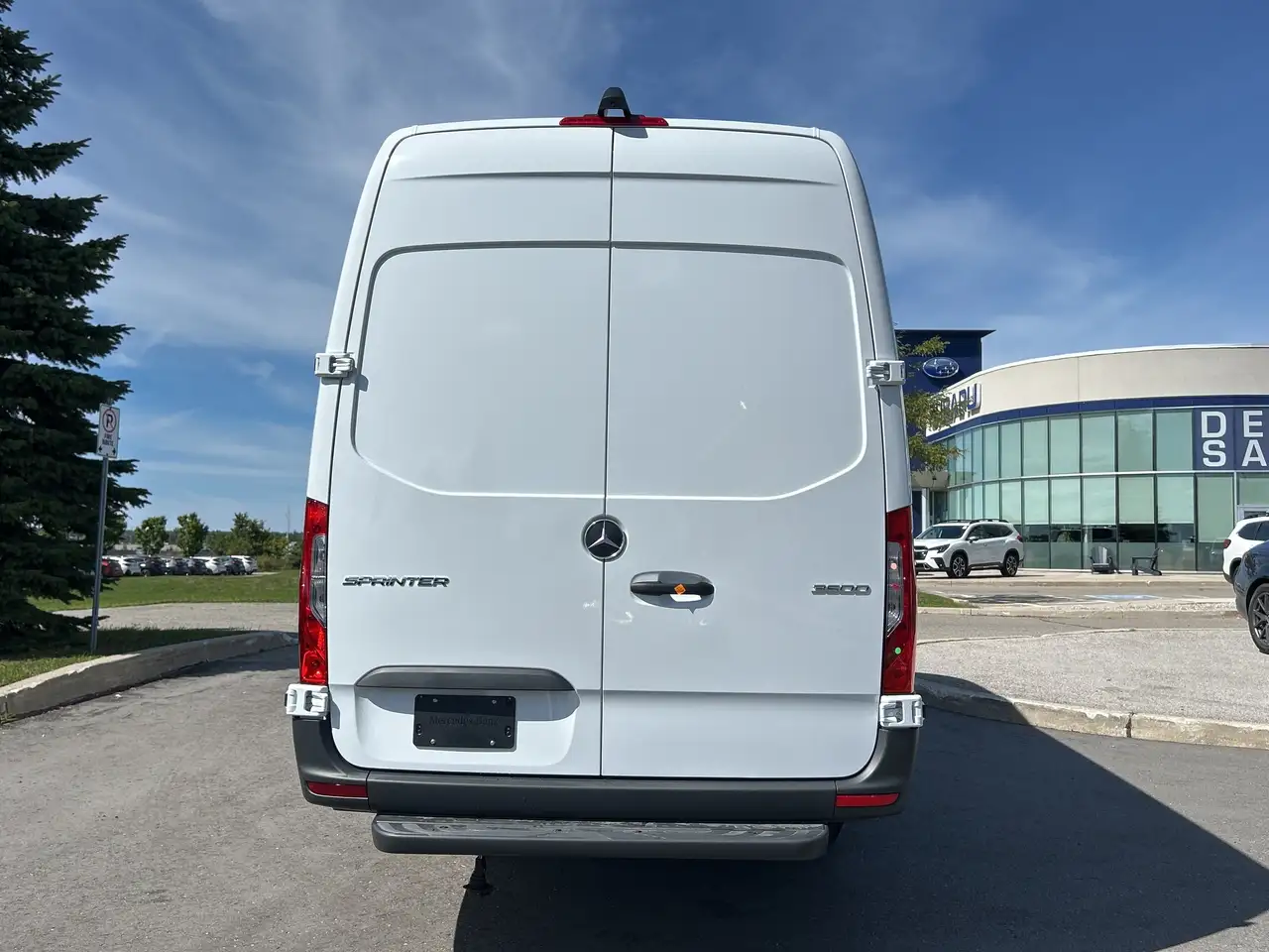 Mercedes-Benz Sprinter - Image 5