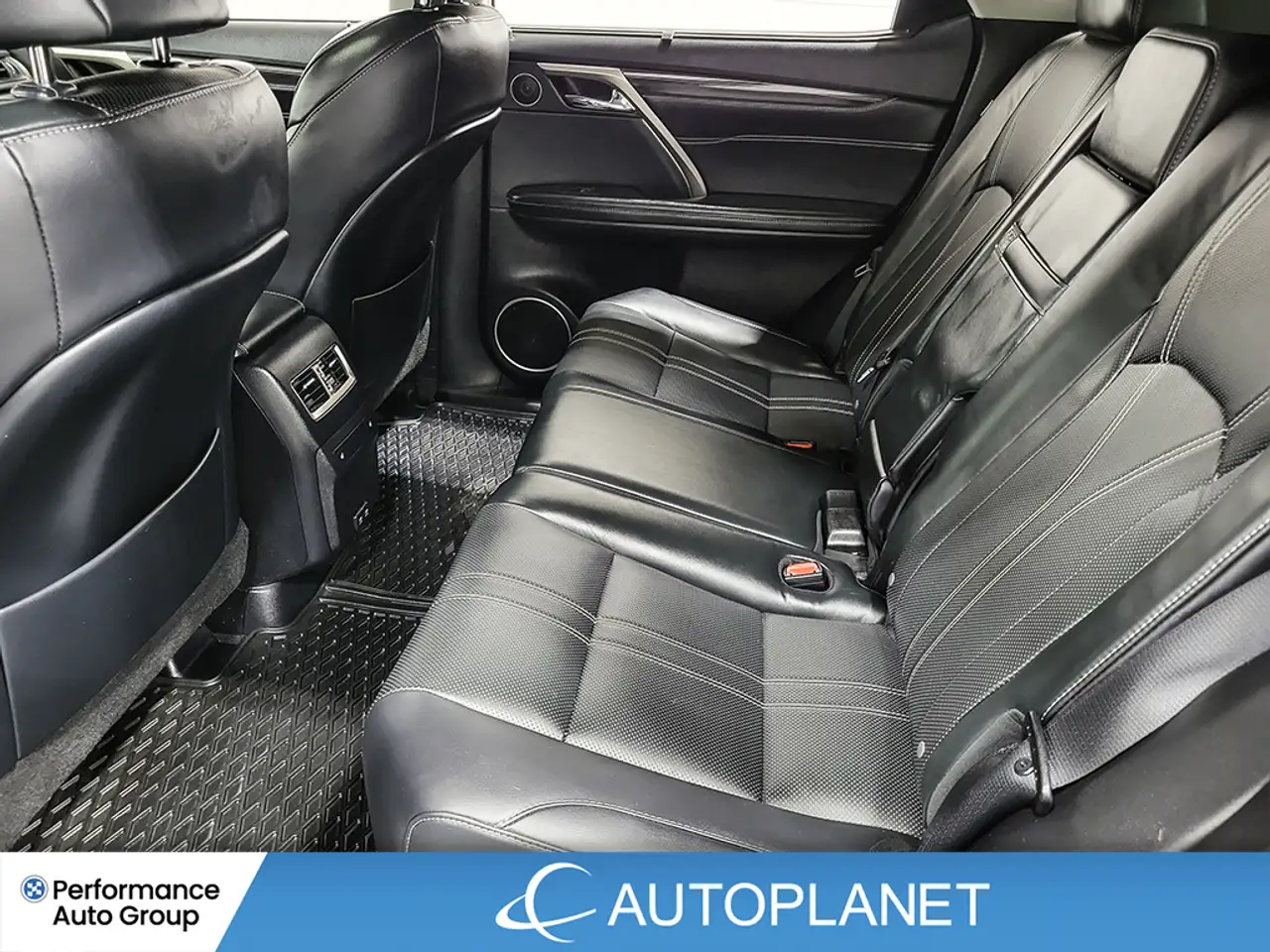 Lexus RX - Image 39