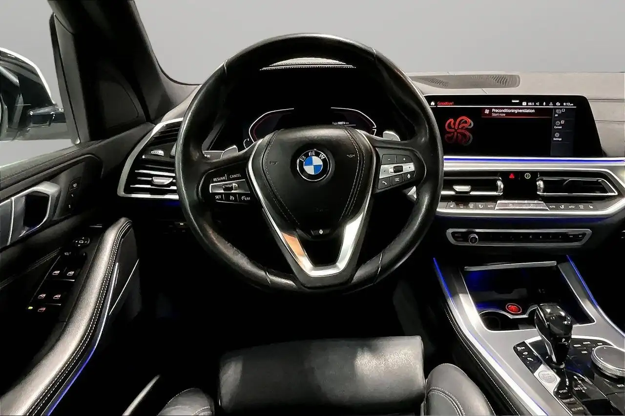 BMW X5 - Image 8