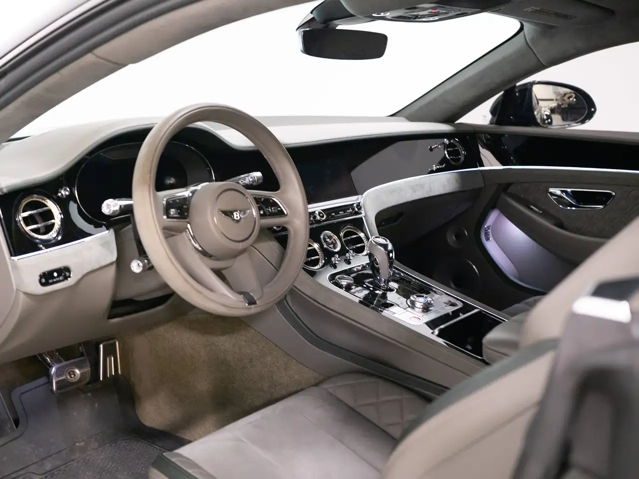 Bentley Continental - Image 10