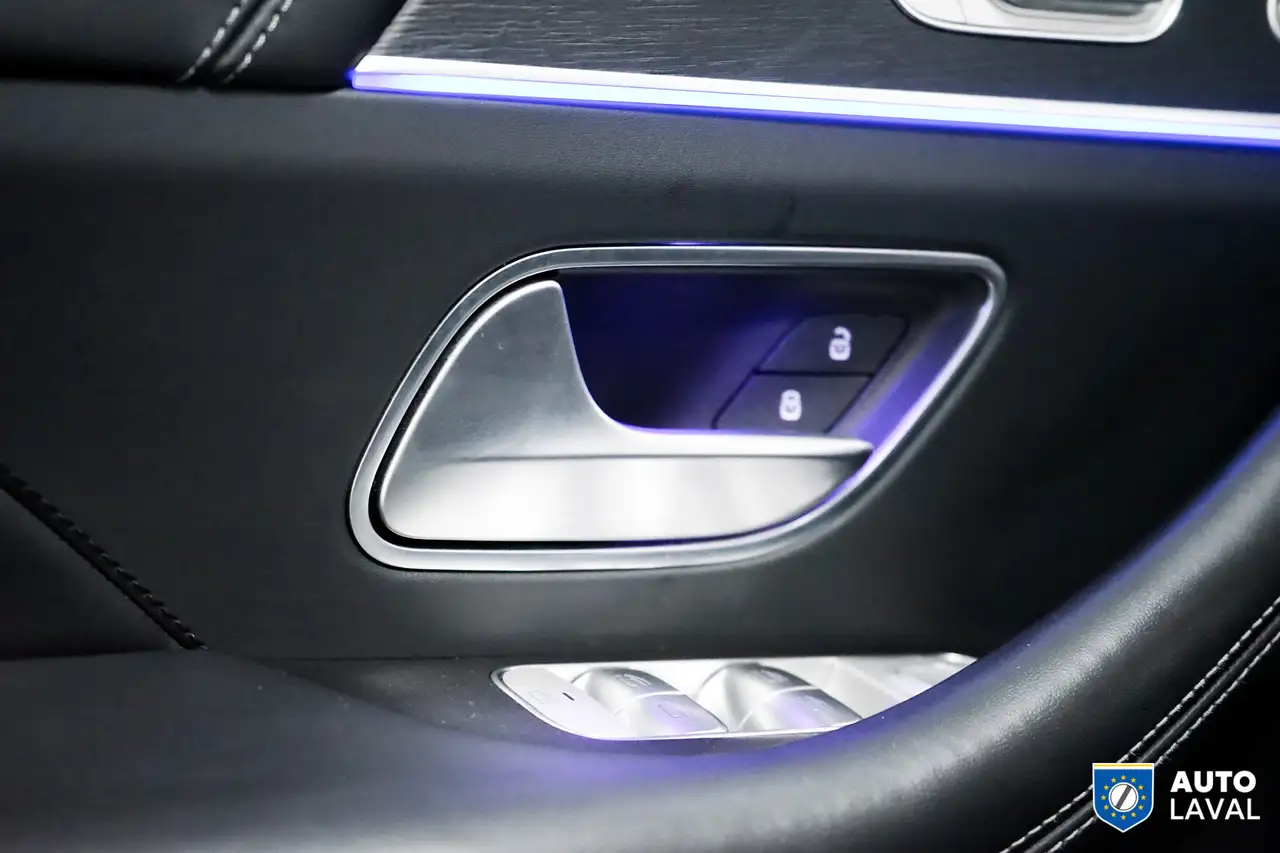 Mercedes-Benz GLE - Image 24