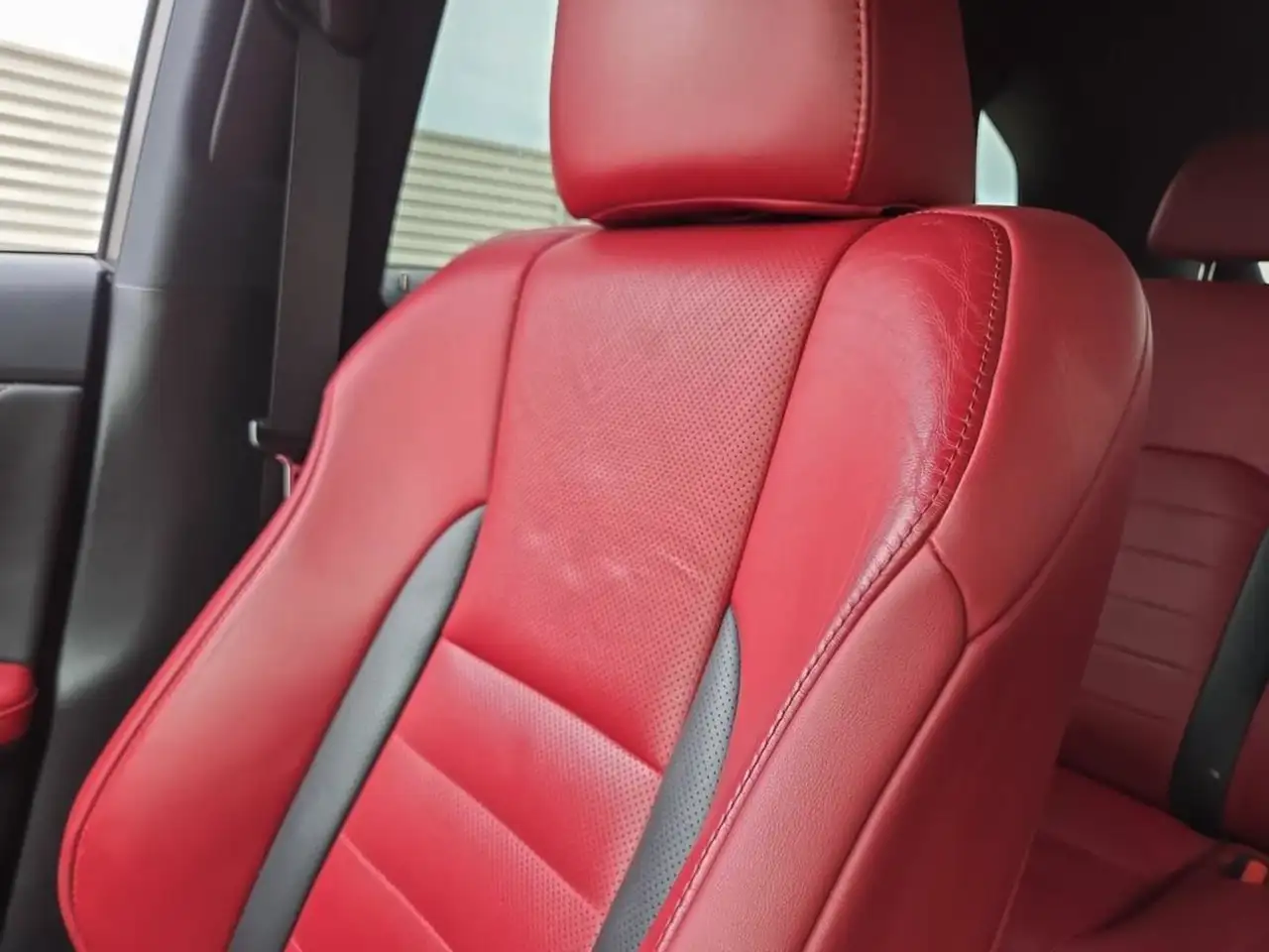 Lexus RX - Image 19