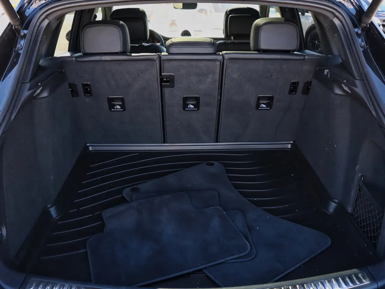 Porsche Macan - Image 20