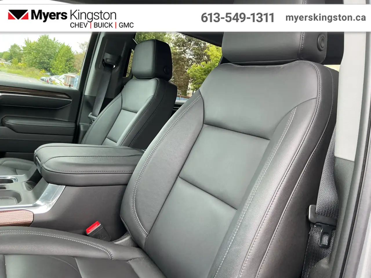 Chevrolet Silverado 1500 - Image 9