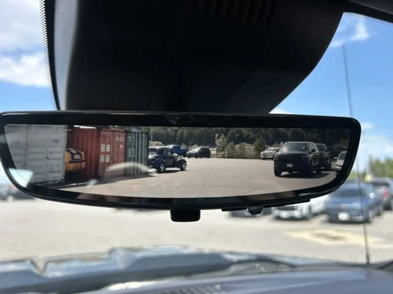 Chevrolet Silverado 1500 - Image 13