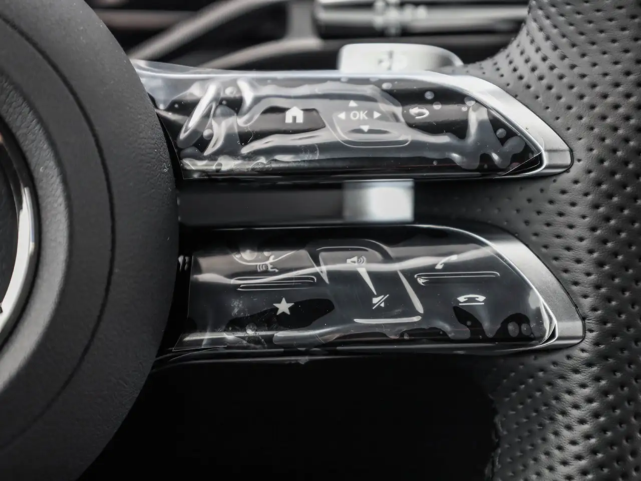 Mercedes-Benz GLC - Image 23