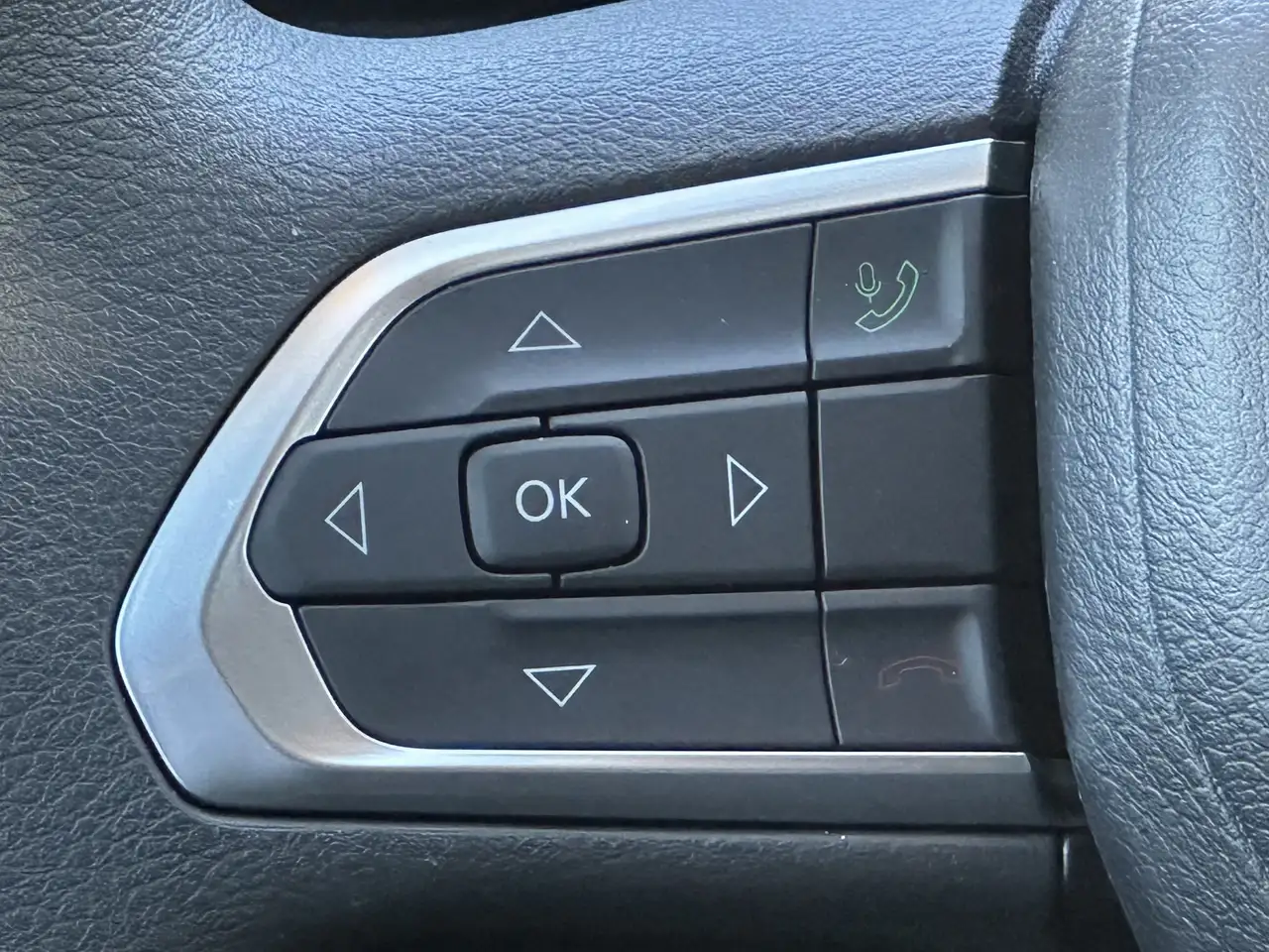 Jeep Compass - Image 12
