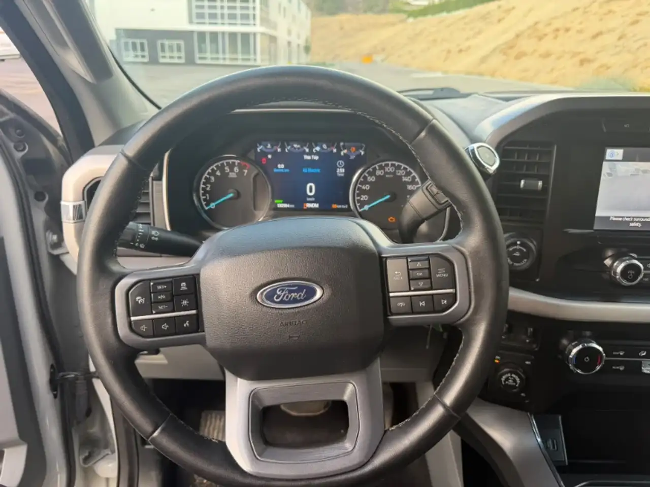 Ford F-150 - Image 22