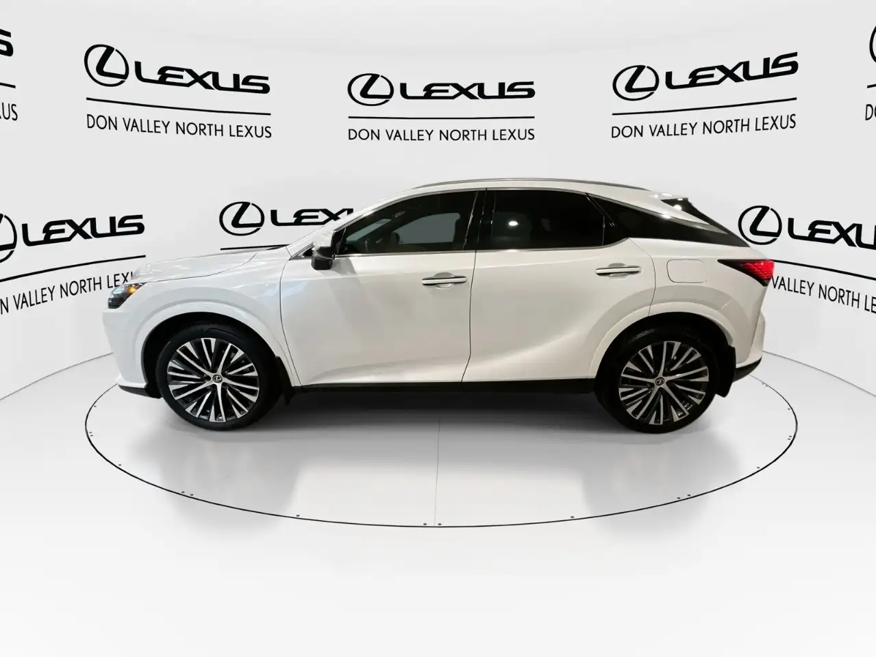 Lexus RX - Image 5