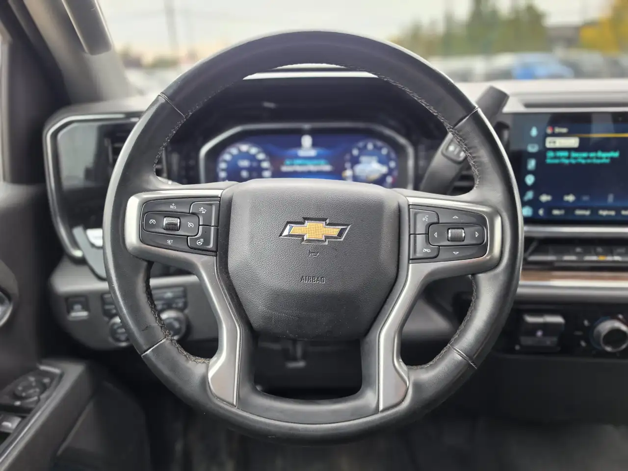 Chevrolet Silverado 1500 - Image 25