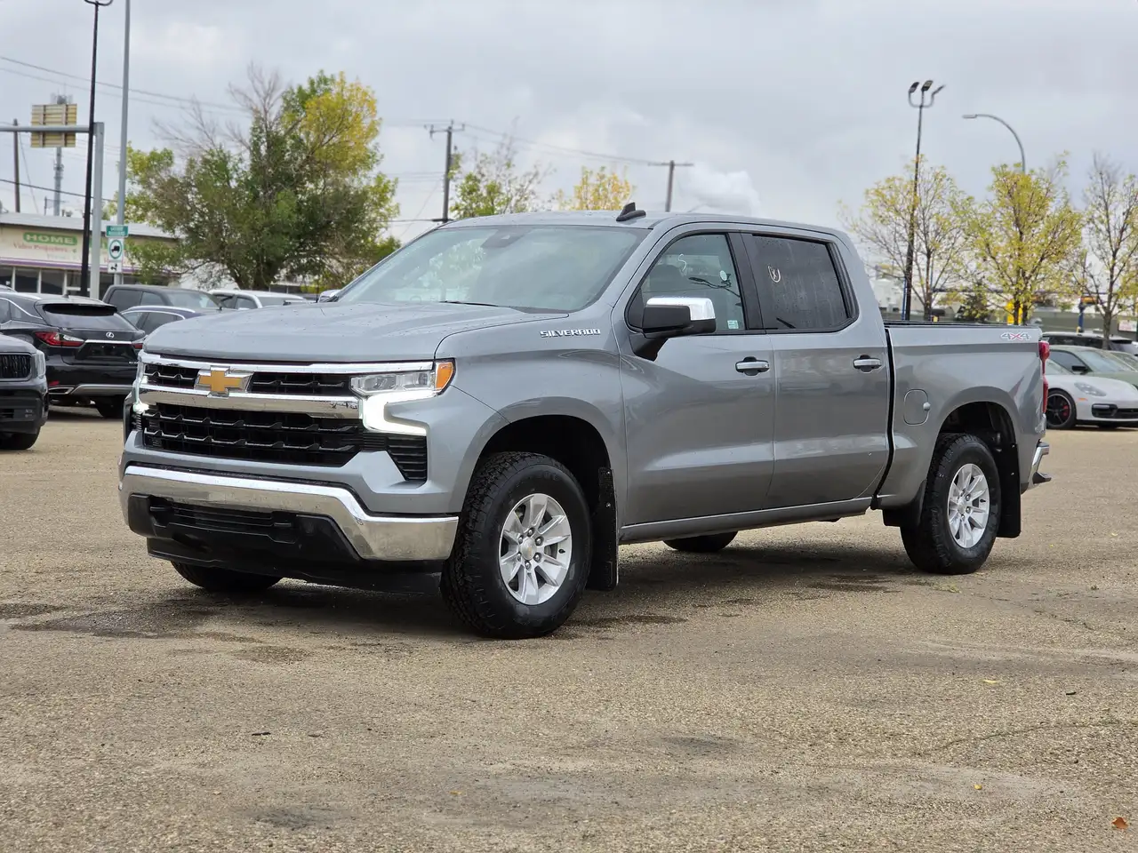 Chevrolet Silverado 1500 - Image 2