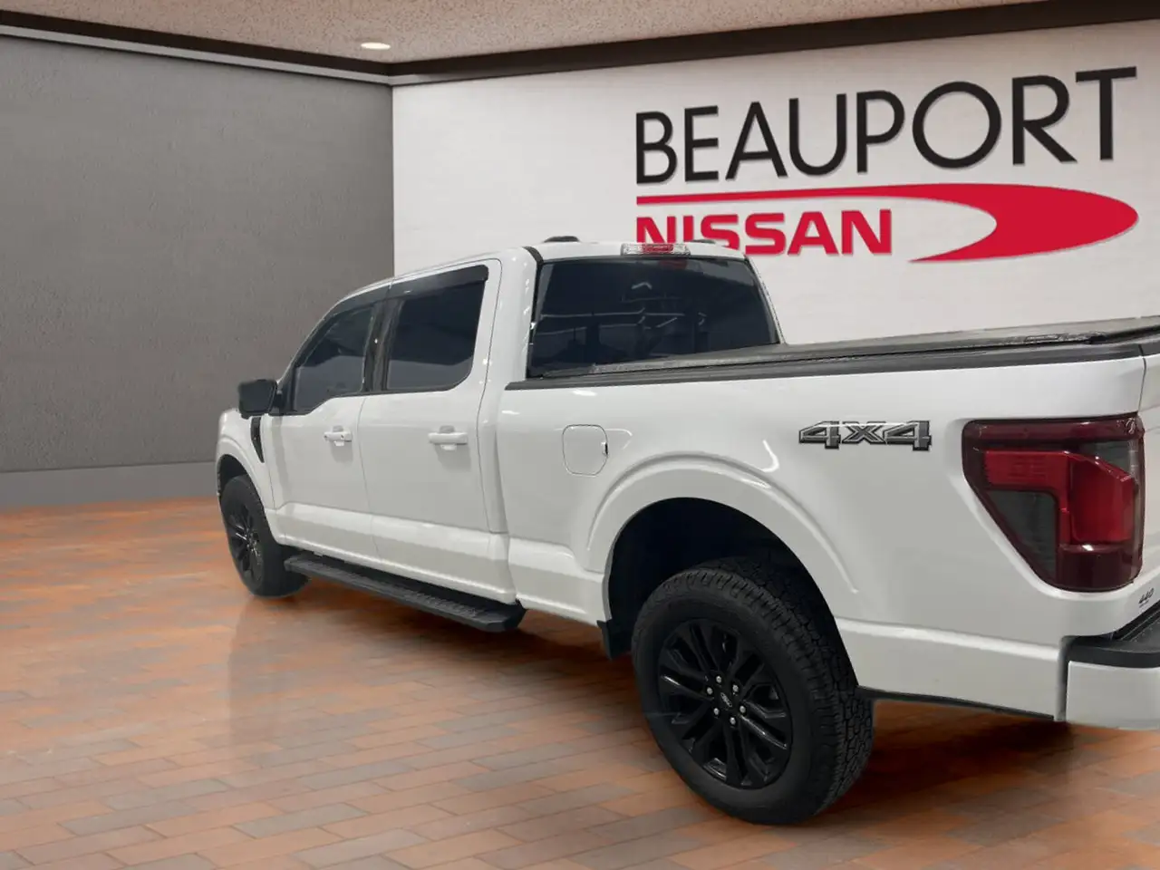 Ford F-150 - Image 7