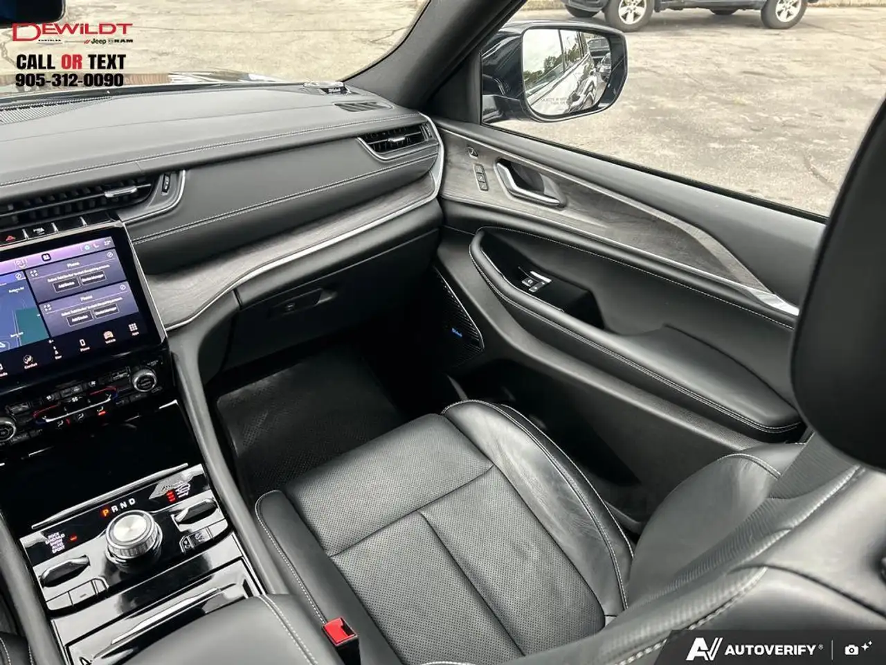 Jeep Grand Cherokee - Image 25