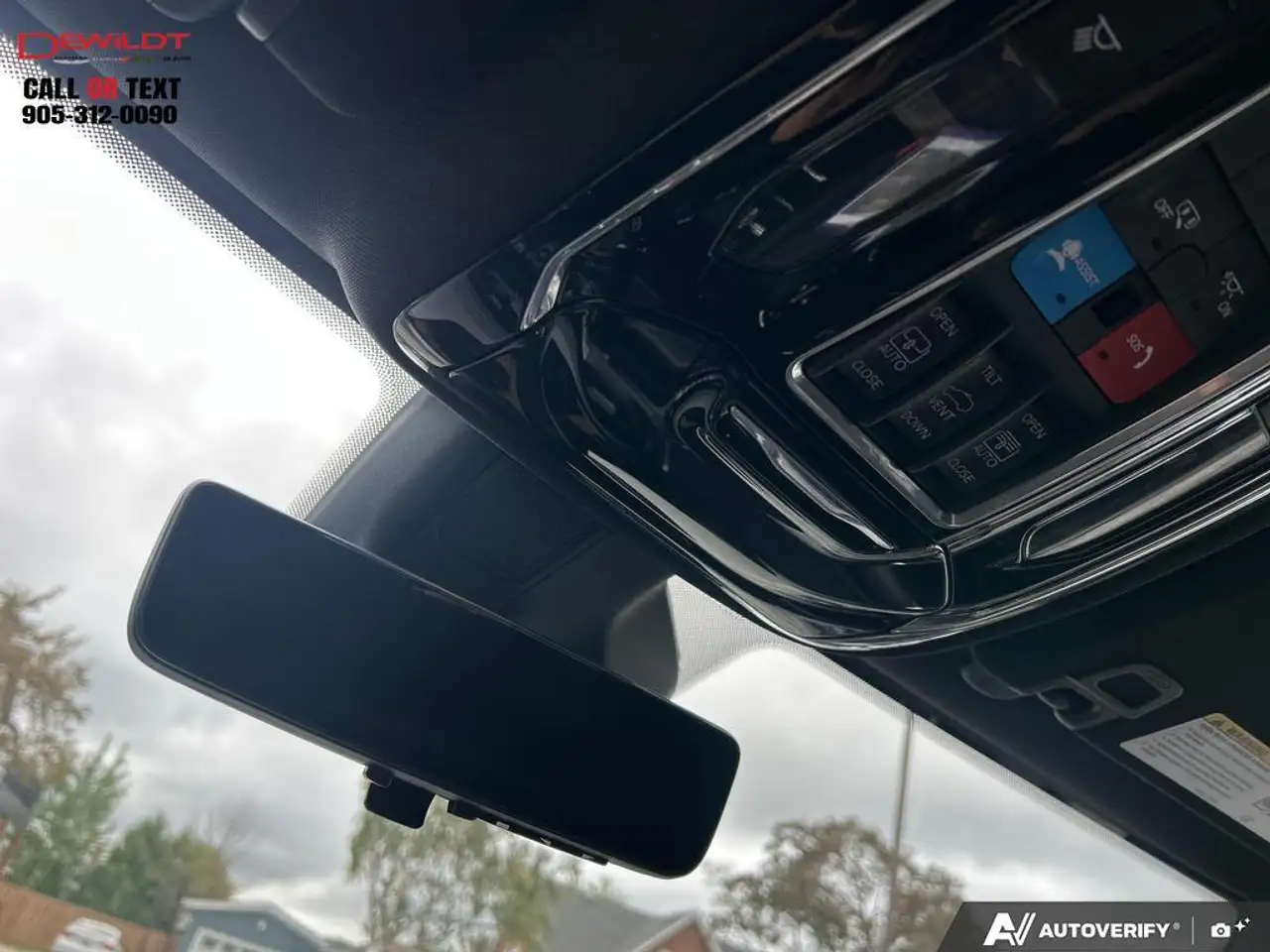 Jeep Grand Cherokee - Image 21