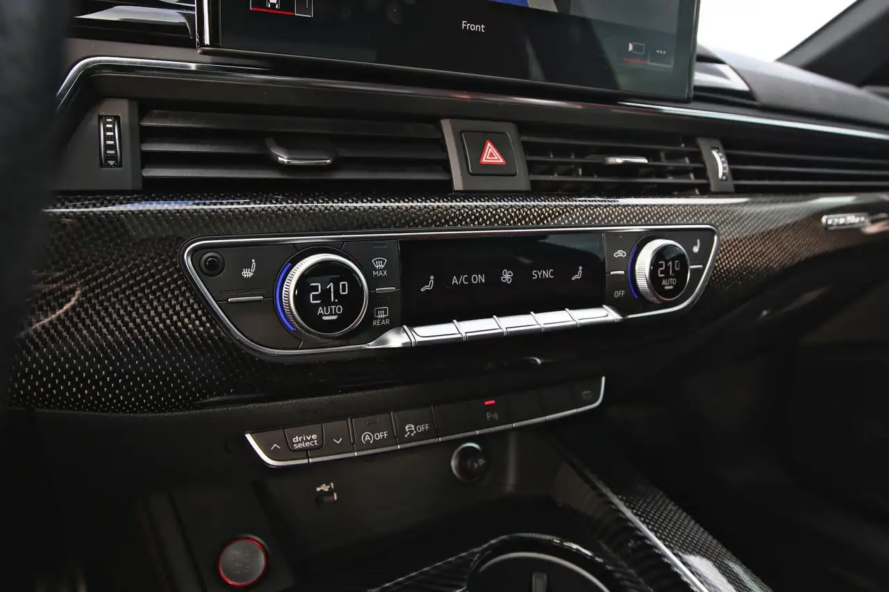 Audi S5 - Image 13