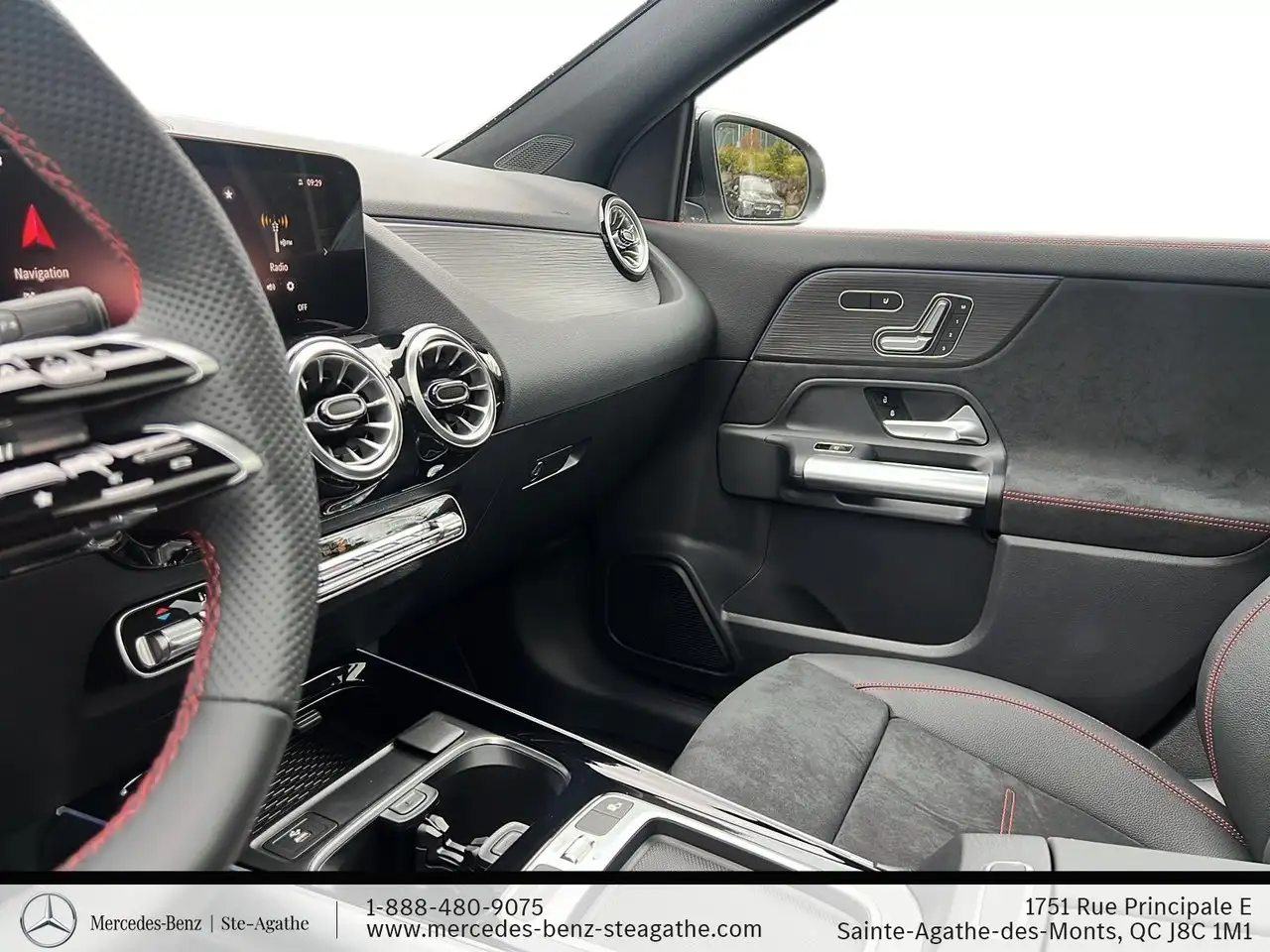 Mercedes-Benz GLA - Image 28