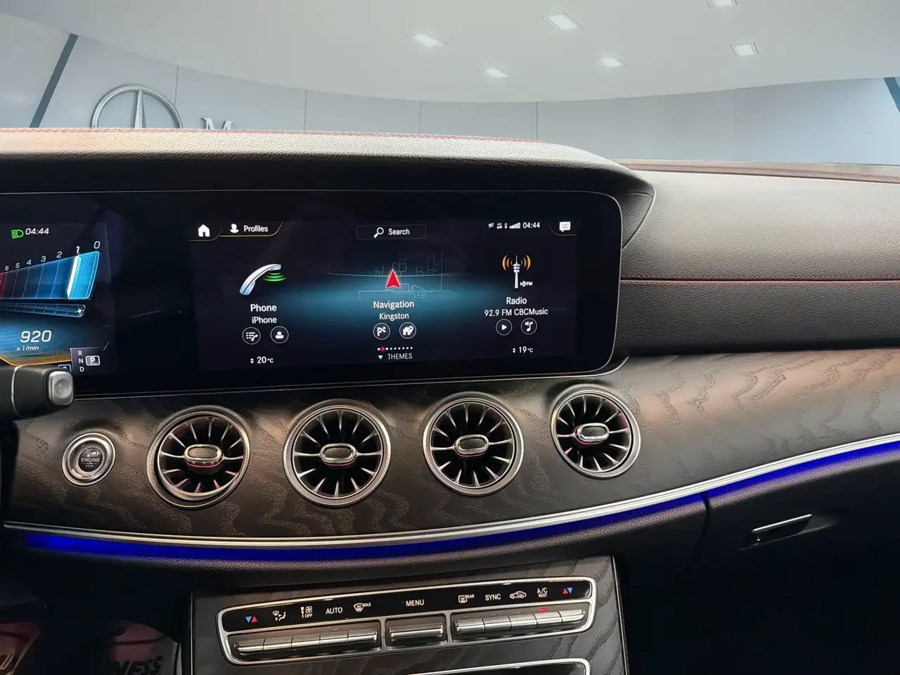 Mercedes-Benz E-Class - Image 14