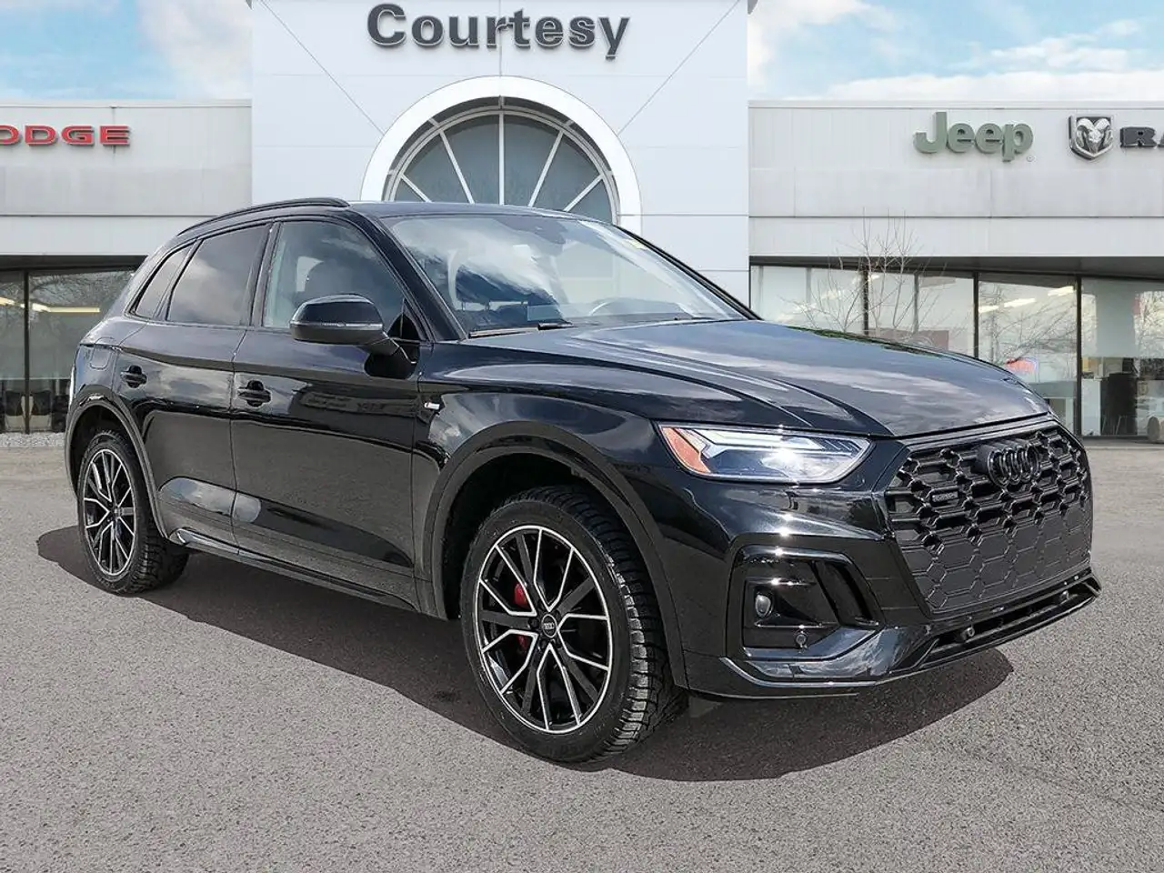 Audi Q5 - Image 8