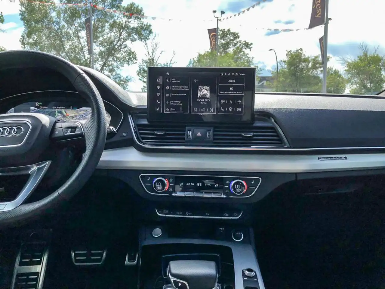 Audi Q5 - Image 21