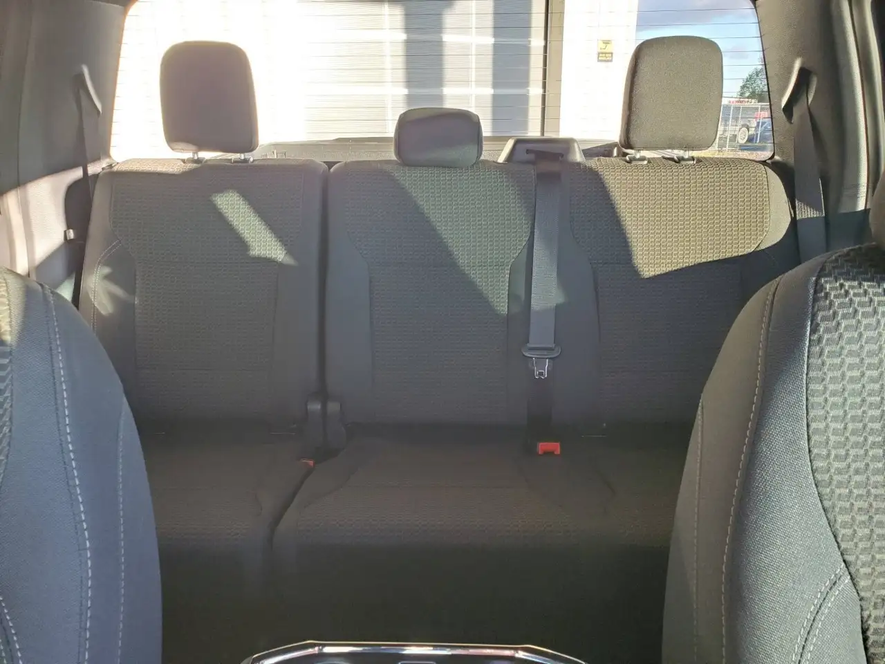 Ford F-150 - Image 21