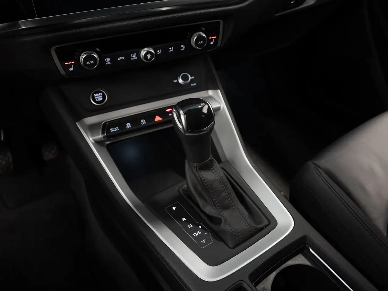 Audi Q3 - Image 21