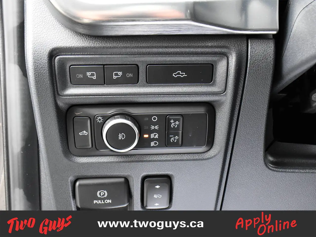 Ford F-150 - Image 23