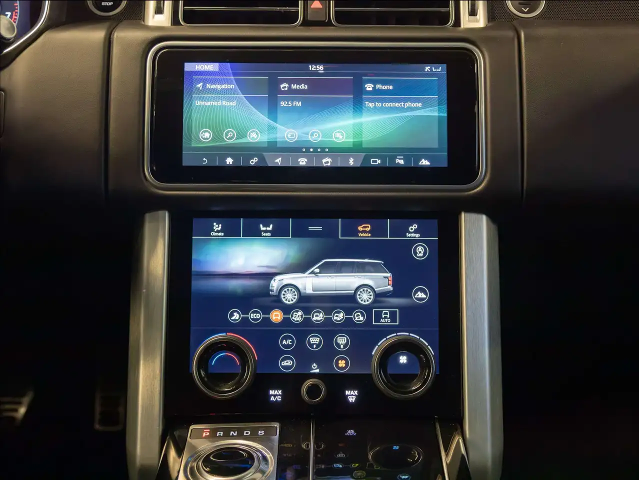 Land Rover Range Rover - Image 15