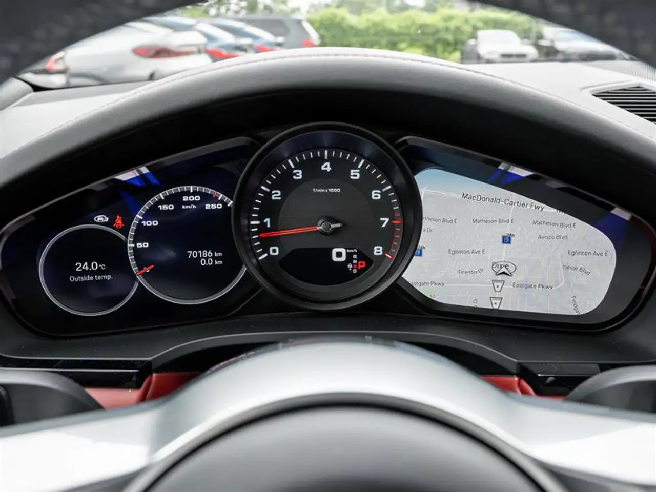 Porsche Cayenne - Image 12