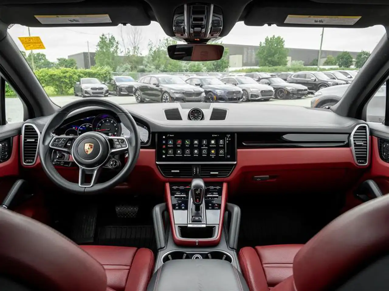 Porsche Cayenne - Image 31