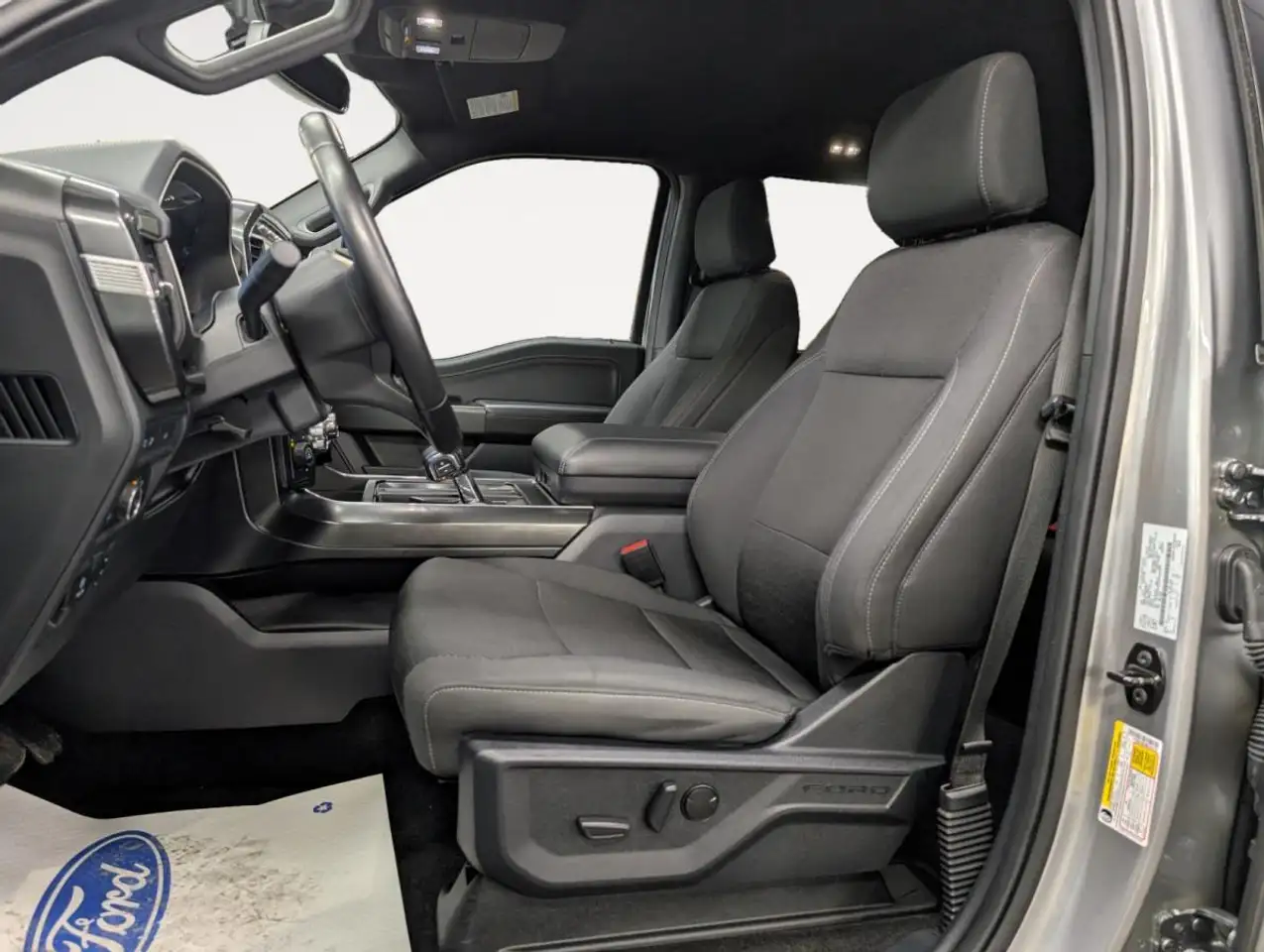 Ford F-150 - Image 9